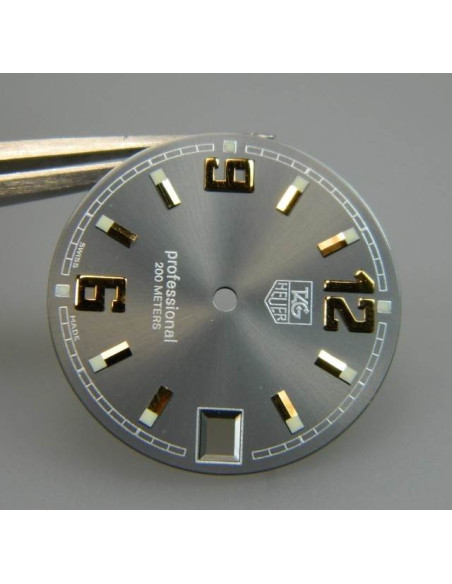 TagHeuer Pro 200m cadran gris