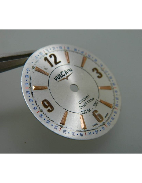 Vulcain cricket dual time cadran