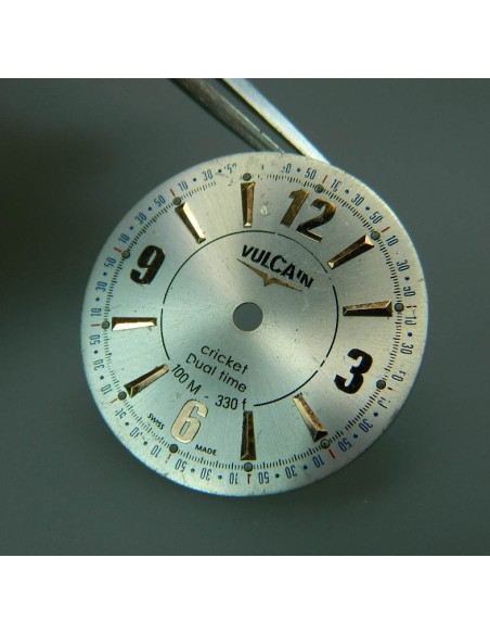 Vulcain cricket dual time cadran