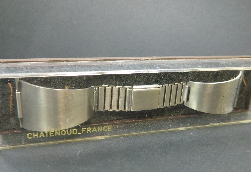 Bracelet vintage en métal avec pierres | Kaufen auf