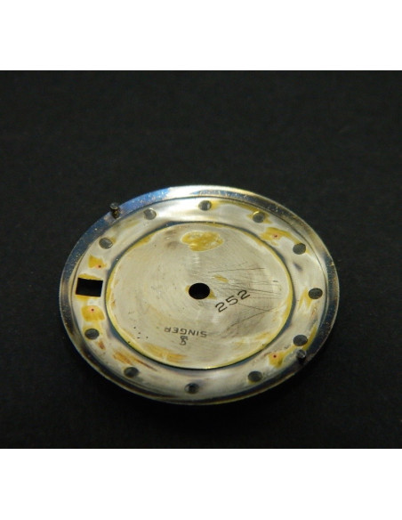 Tissot PR516 Electronic cadran dust