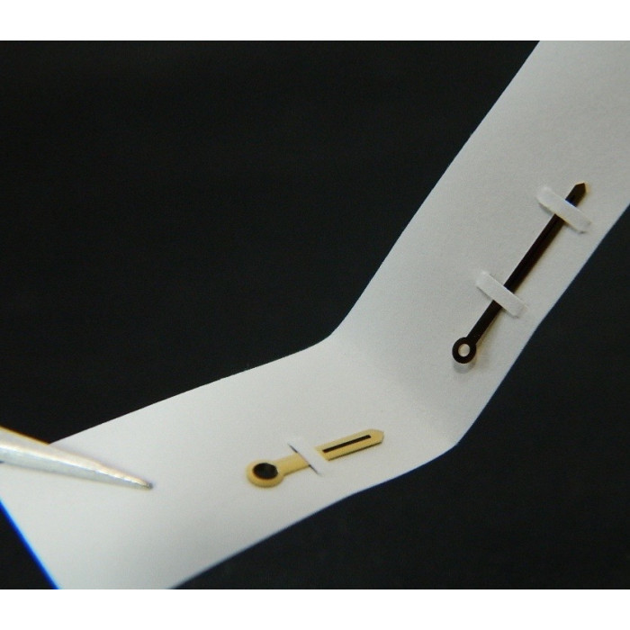 Omega constellation aiguilles dorées