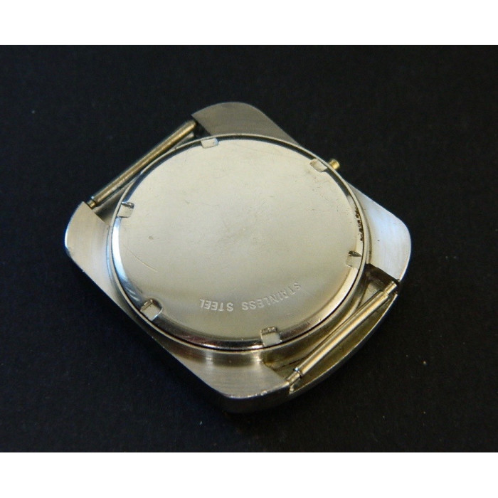 Longines Comet boîtier