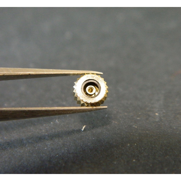 LIP couronne dorée avec logo