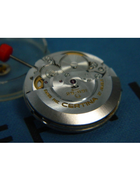Certina 25-651 mouvement