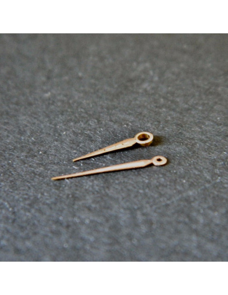 Omega 350  Aiguilles dorées