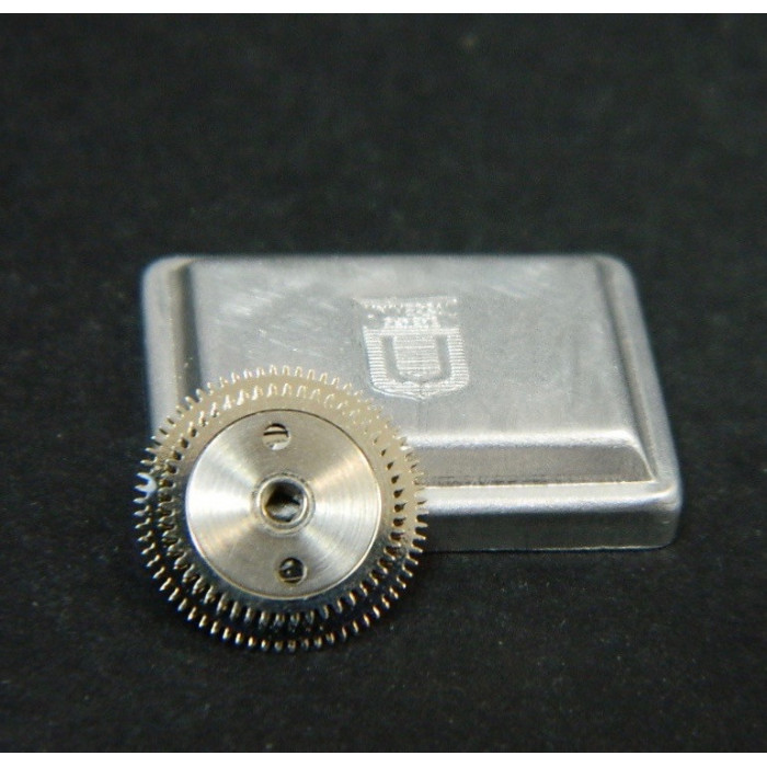 Universal Genève 218 - 1520 Embrayage monté