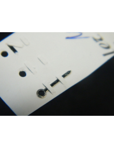 Universal Genève Calibre 69 - Aiguilles acier