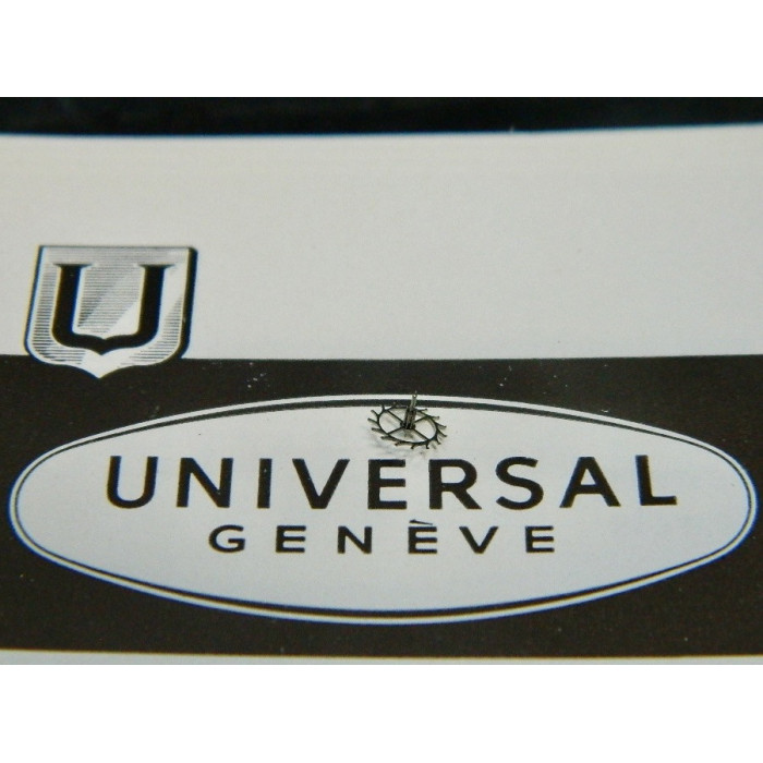 Universal Genève 215 - 702 Roue d'ancre