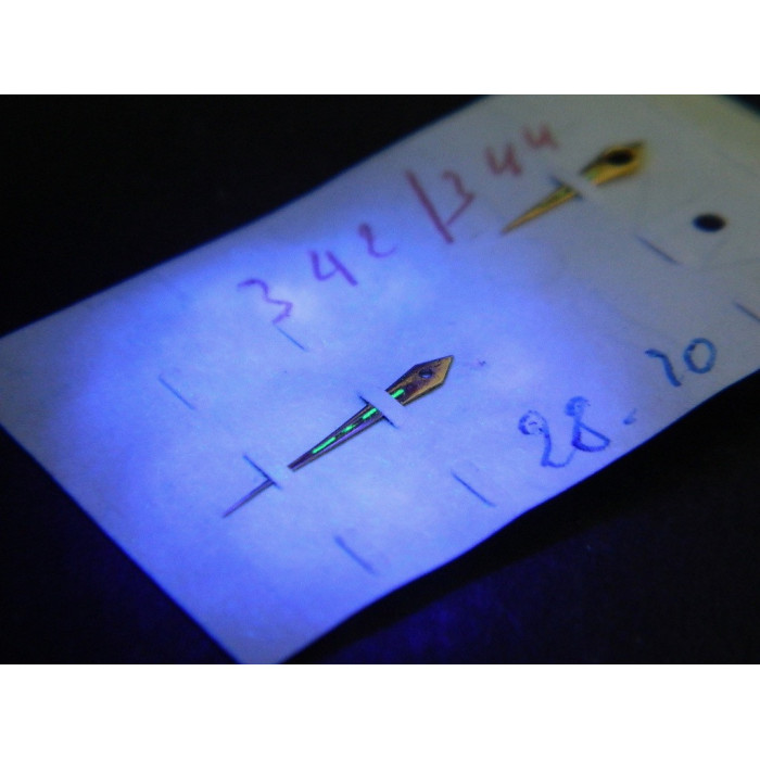 Omega 28.10 Aiguilles dorées/tritium