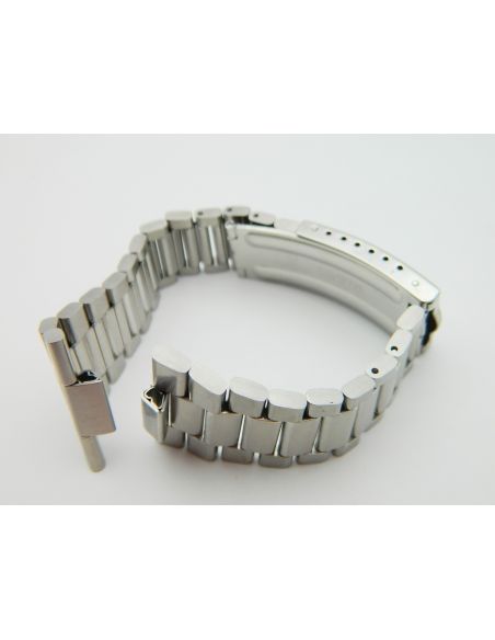 Universal Genève Unisonic bracelet acier - 1972