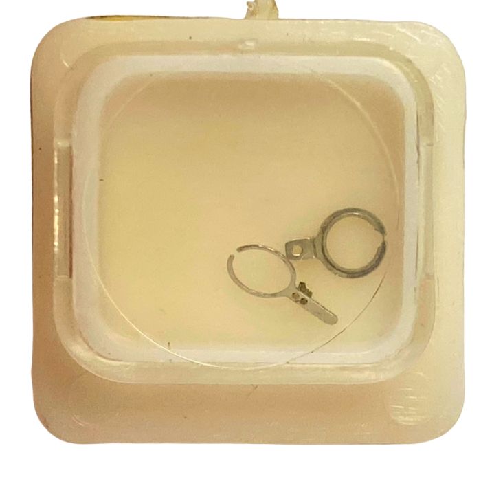 Durowe 451 - 307 Raquette avec porte-piton mobile pour spiral plat (à l'unité) - Regulator with adjustable stud holder for flat 