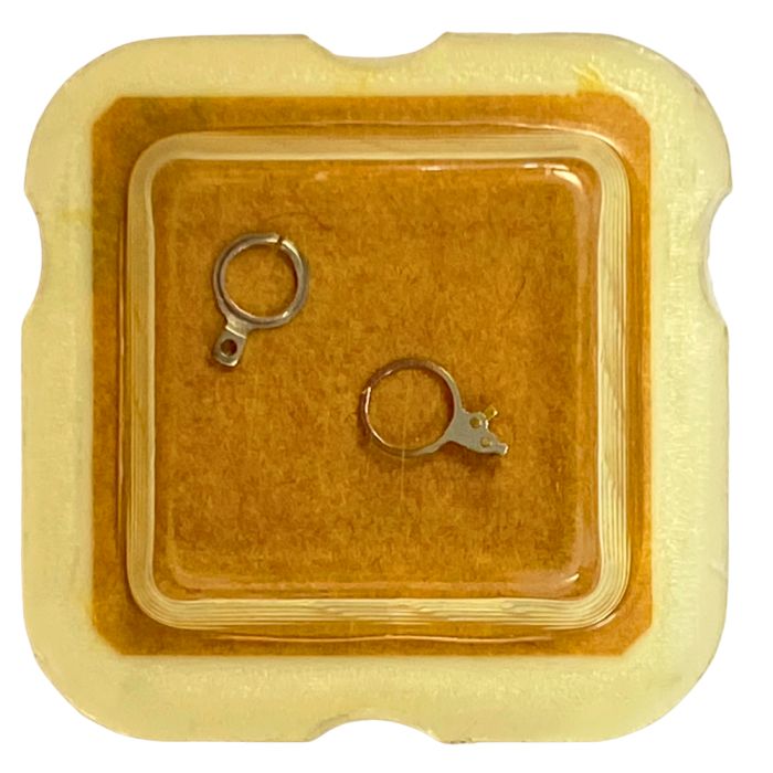 FHF 37 - 307 Raquette avec porte-piton mobile pour spiral plat (à l'unité) - Regulator with adjustable stud holder for flat hair