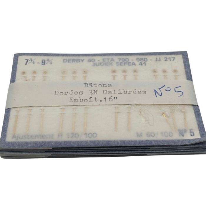 Derby 40 Aiguilles - Hands