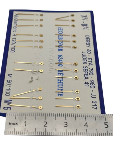 Derby 40 Aiguilles - Hands