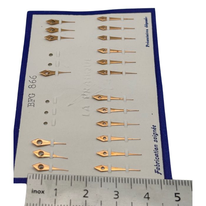 BFG 866 Aiguilles - Hands