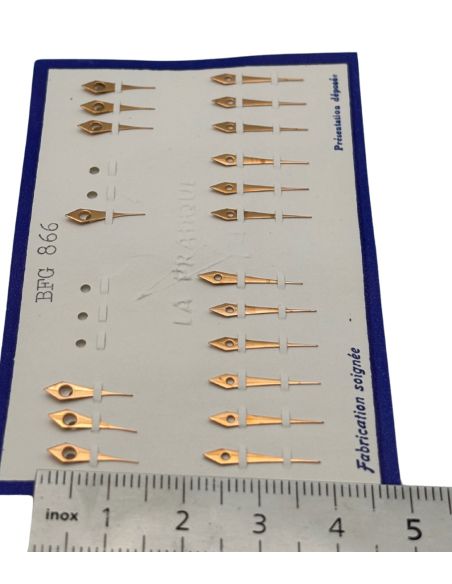 BFG 866 Aiguilles - Hands