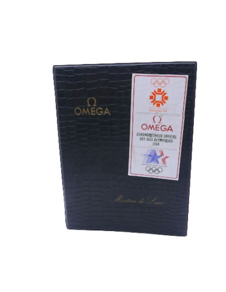 Omega Classeur "montres de luxe" - Vintage lady watches book