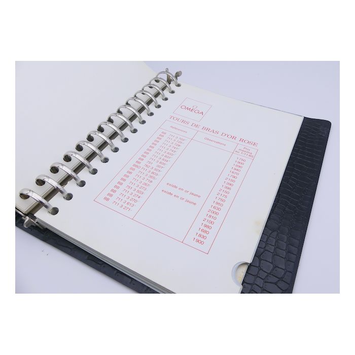 Omega Classeur "montres de luxe" - Vintage lady watches book