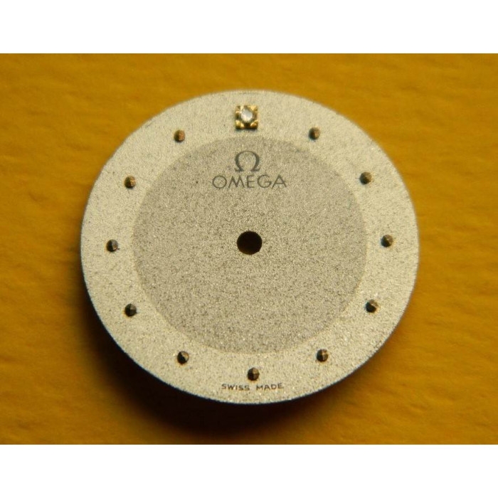 OMEGA Cadran femme argenté