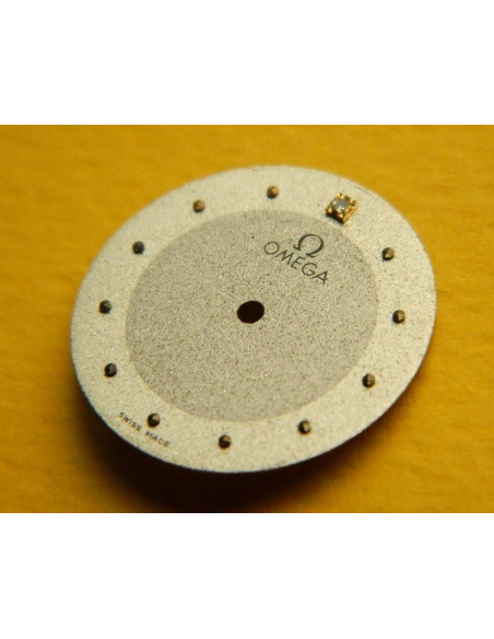 OMEGA Cadran femme argenté