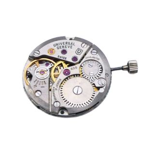 Universal Genève 820 Mouvement - Movement
