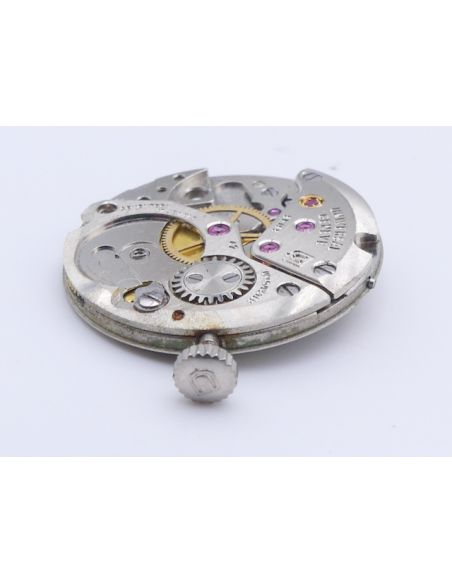 Universal Genève 820 Mouvement - Movement