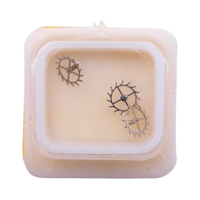 HP 833 - 705 Roue d'ancre pivotée (à l'unité) - Escape wheel and pinion with straight pivots (per unit)