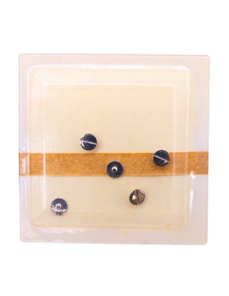 PUW 70 - 5420 Vis de roue de couronne - Crown wheel screw