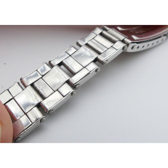 Bracelet à rivets extensibles - Expanding rivet strap - 18mm