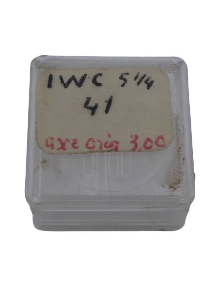 IWC 41 - 723 Axe de balancier (à l'unité) - Balancer staff pivoted (per unit)