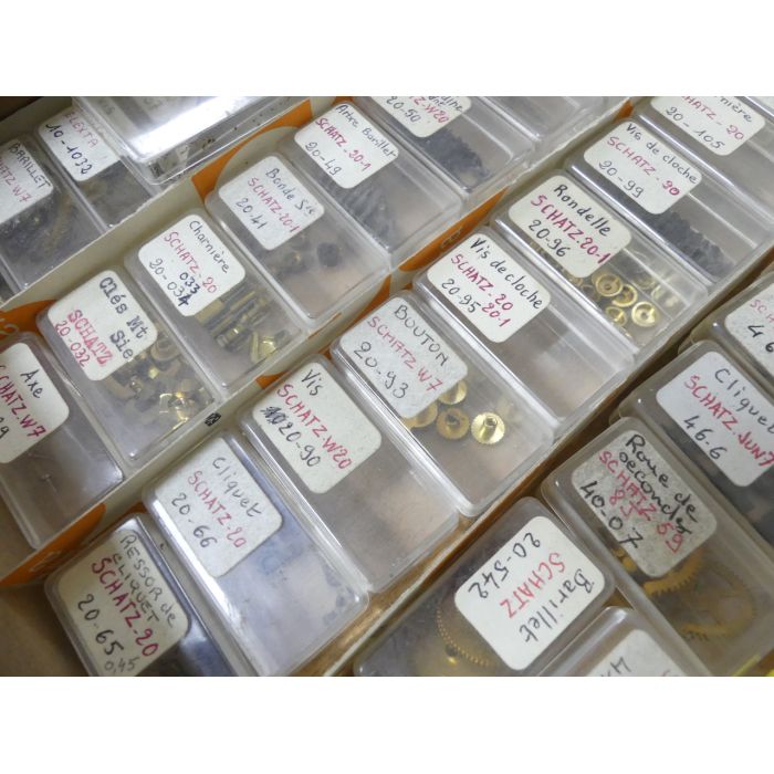 SchwatzLot de fournitures - parts - Réveil - Pendule