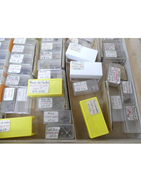 SchwatzLot de fournitures - parts - Réveil - Pendule