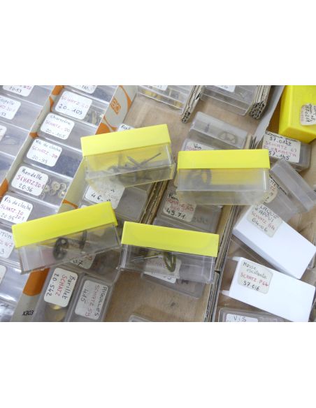 SchwatzLot de fournitures - parts - Réveil - Pendule