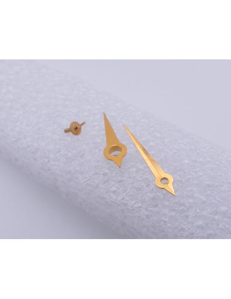 copy ofLIP T 18 aiguilles - golden hands