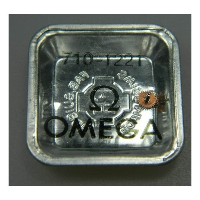 Omega 710-1221 chaussée de centre H3, hauteur 2.60