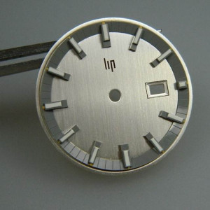 Lip cadran avec réhaut