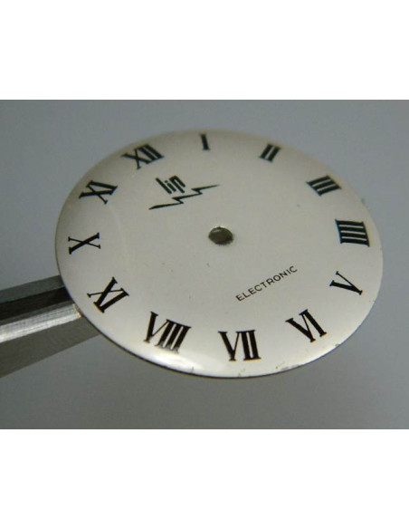 lip electronic cadran chiffres romains