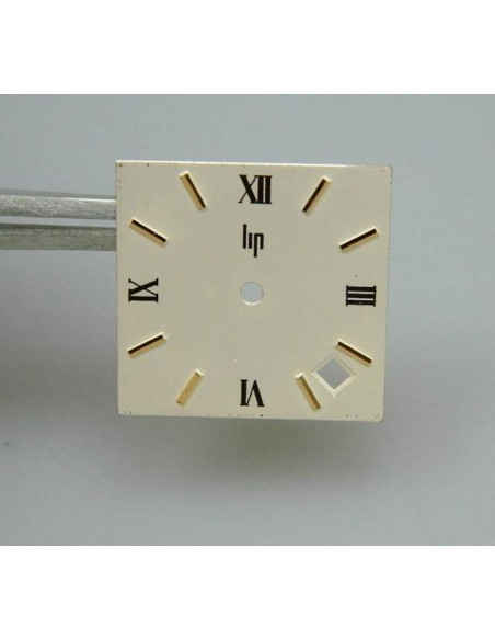 lip cadran carré chiffres romains