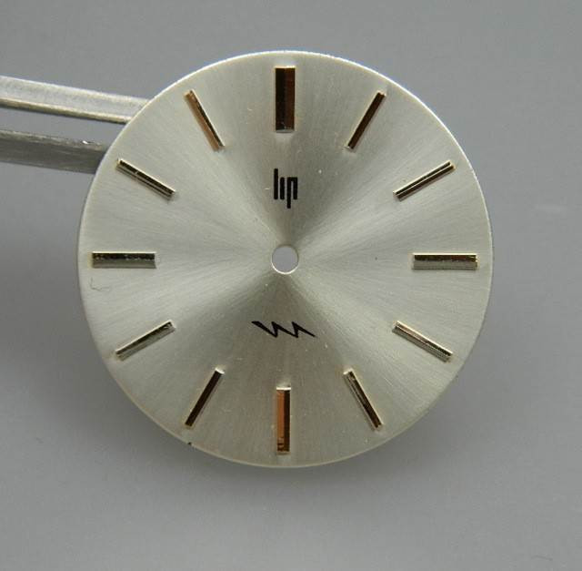 LIP CADRAN DIAM. 25.90 mm SANS PIEDS ancien stock des
