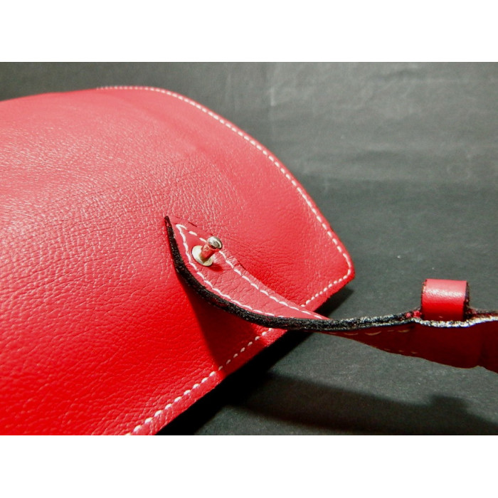 Marmotte Haut de gamme - cuir rouge - 6 montres